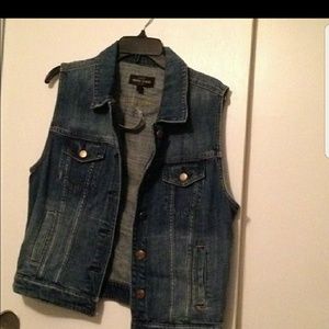 Jcrew denim vest size Large